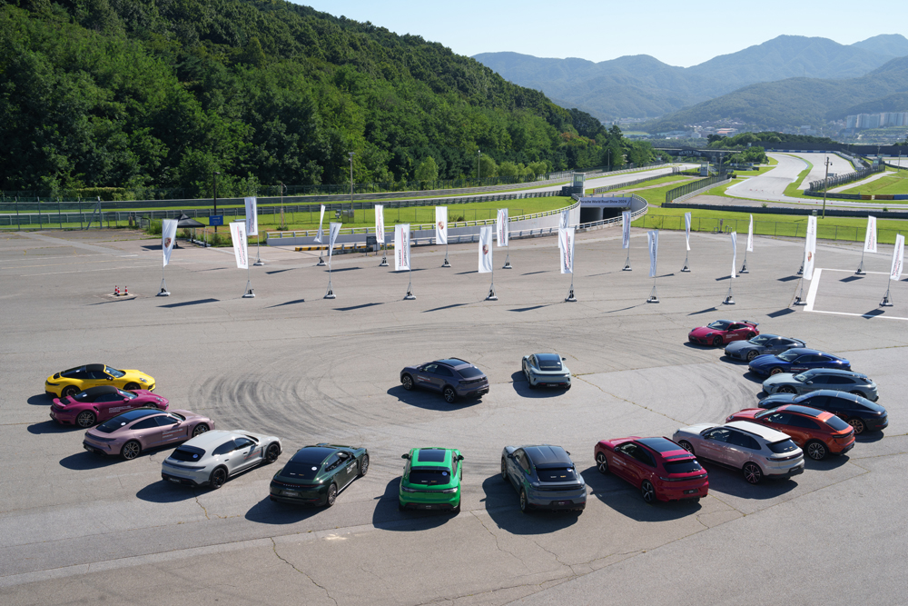 Porsche World Road Show 2024