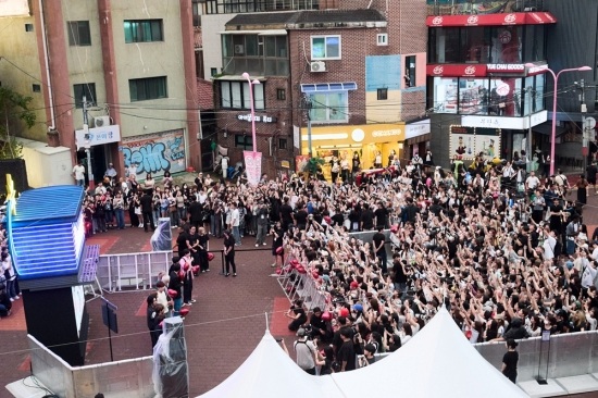 TREASURE 3rd MINI ALBUM [LOVE PULSE] 오프라인 프로모션